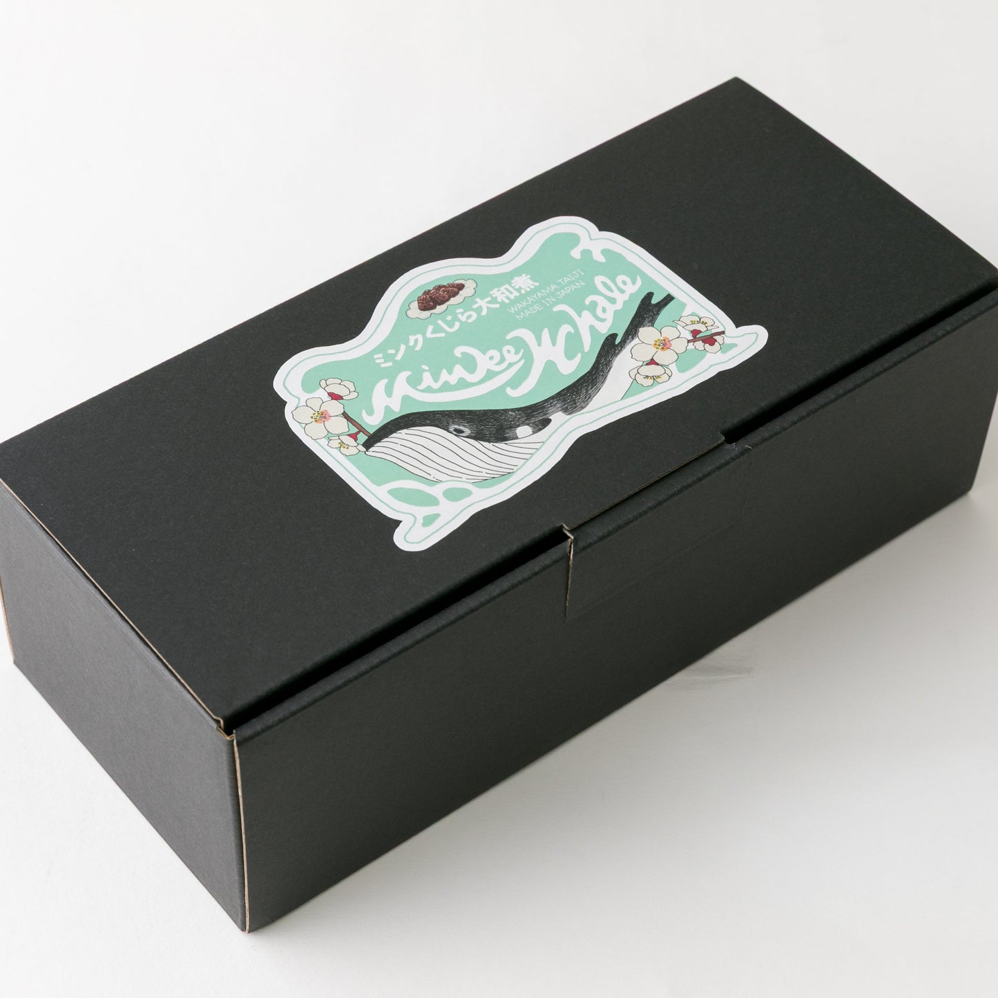 ミンクくじら大和煮（缶詰） 3個入り化粧箱