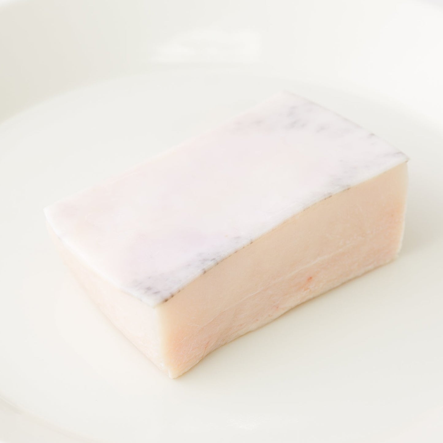 ミンク鯨 生皮 【約150g】